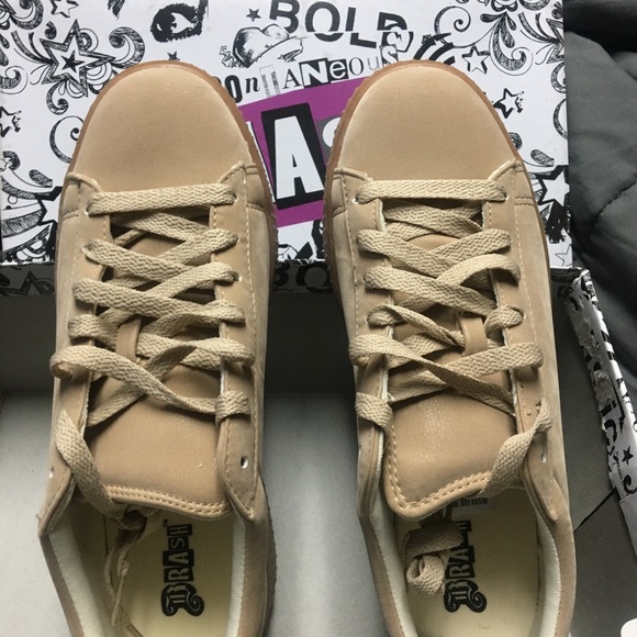 Brand New Brash sneakers size 8 - Picture 2 of 3